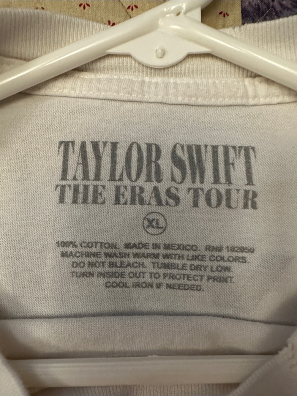 Taylor Swift Speak Now T‑Shirt - Picture 2 of 3